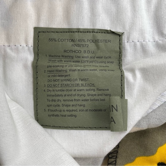 Yellow Camo Army shorts - size 31-35 - Picture 6 of 6